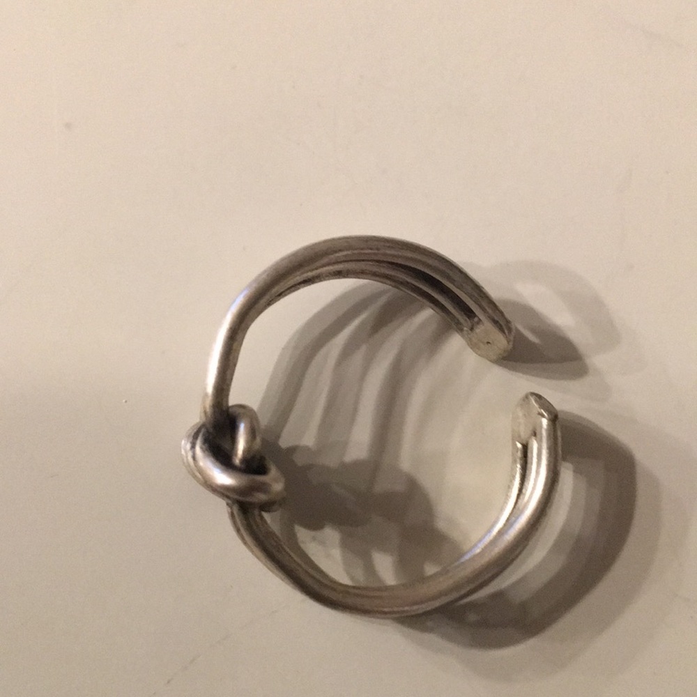 Silver adjustable ring - Picture 2 of 4